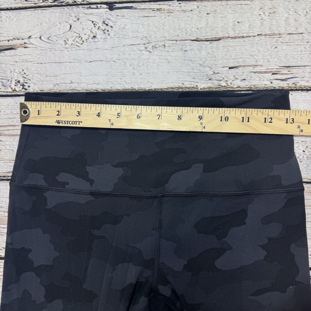 Lululemon Align High-Rise Pant 25" in Heritage Black Camo Size 8 W5DLXS - Picture 3 of 6